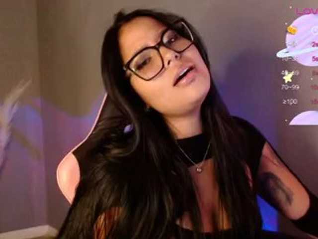 OliviaCarter1