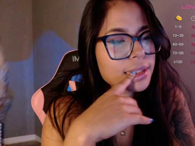 OliviaGomez webcam