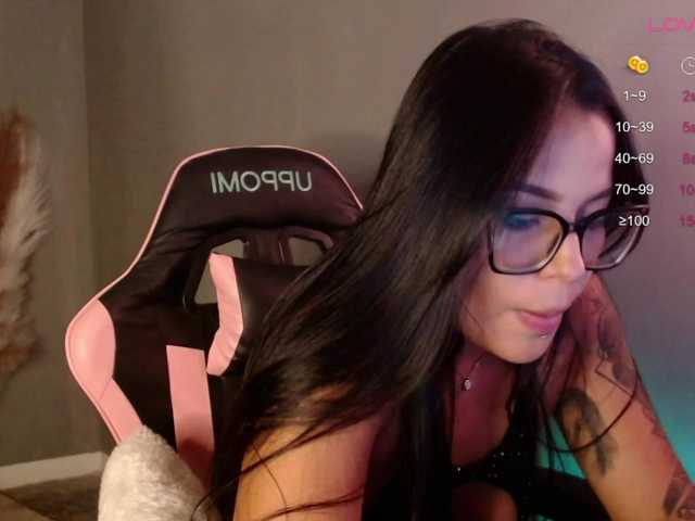 OliviaGomez webcam