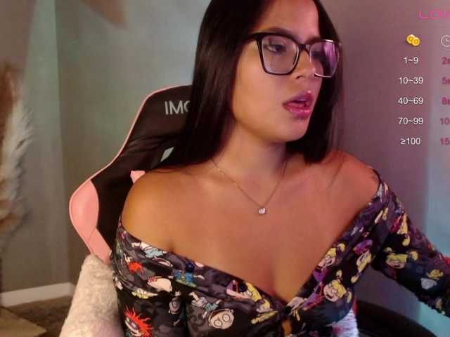 OliviaGomez webcam