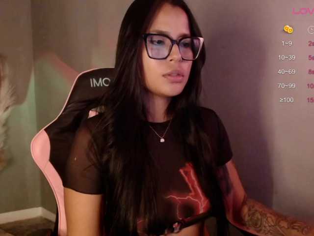 OliviaGomez webcam