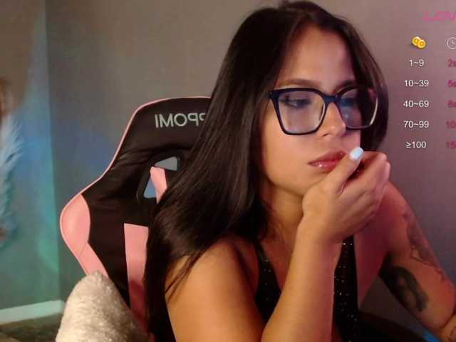 OliviaGomez webcam