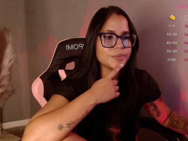 OliviaGomez webcam
