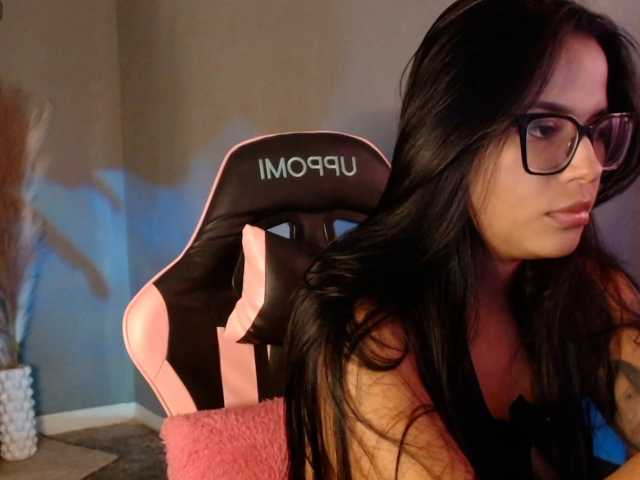 OliviaCarter1 live cam on BongaCams