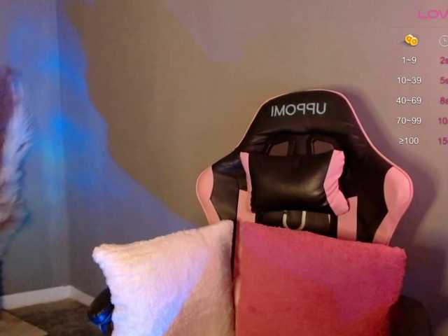 OliviaGomez webcam