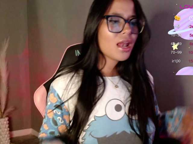 OliviaCarter1