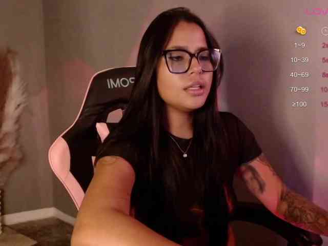 OliviaGomez webcam