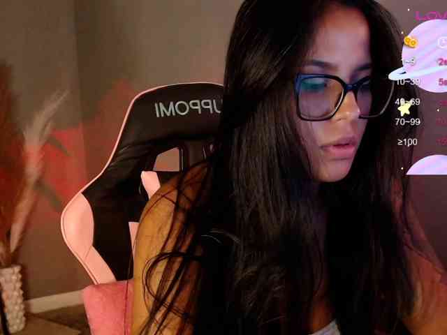 OliviaCarter1