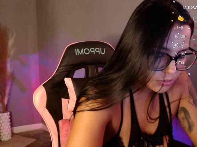 OliviaGomez webcam