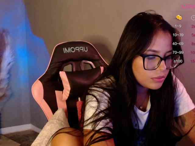 OliviaGomez webcam