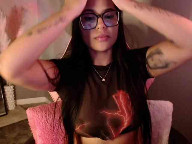 OliviaGomez webcam