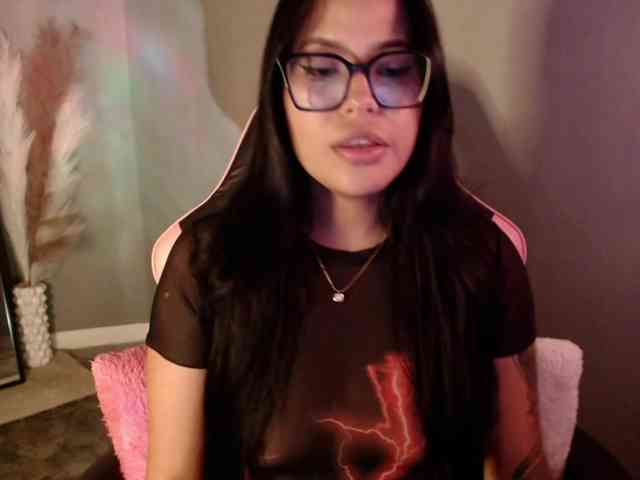 OliviaGomez webcam