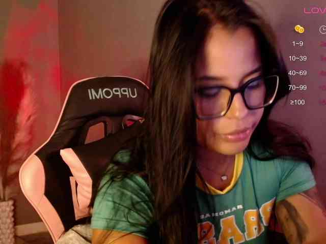 OliviaGomez webcam