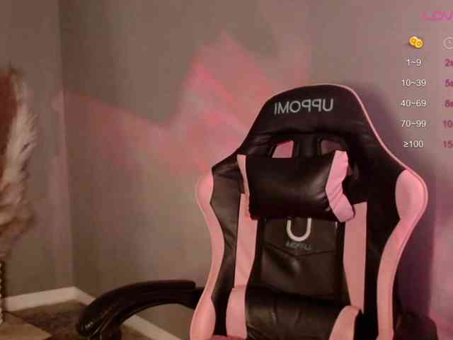 OliviaGomez webcam