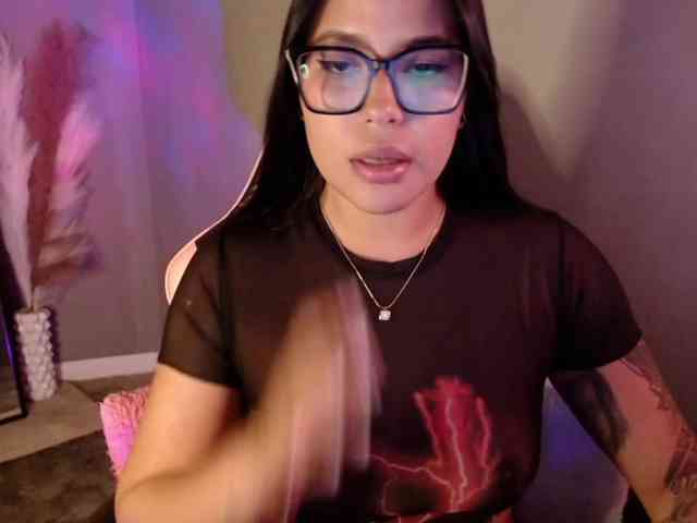 OliviaGomez webcam