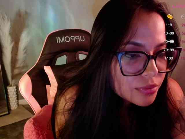 OliviaGomez webcam