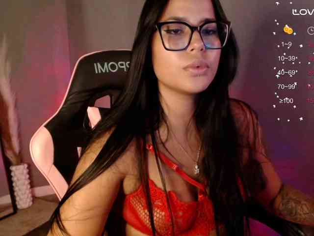 OliviaCarter1