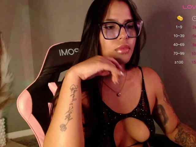 OliviaGomez webcam