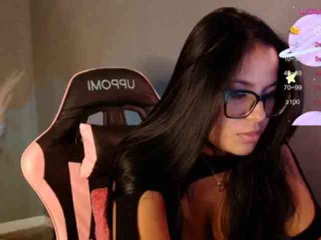 OliviaGomez webcam