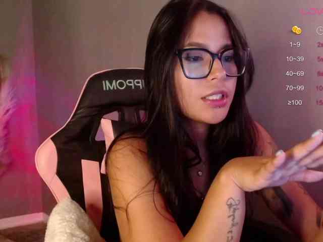 OliviaGomez webcam