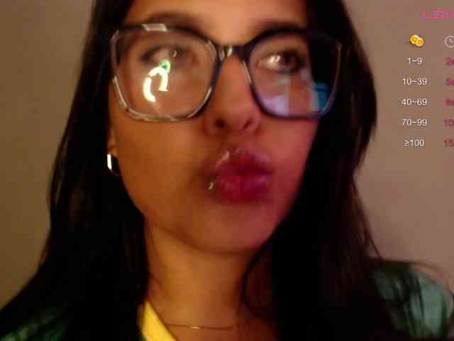 OliviaGomez webcam