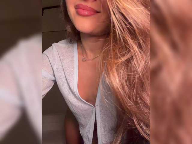 Pleasure- live cam on BongaCams