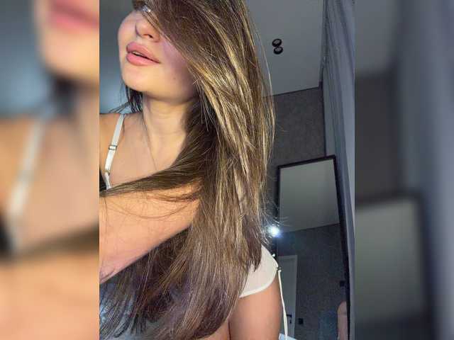 Webcam-Model Pleasure-