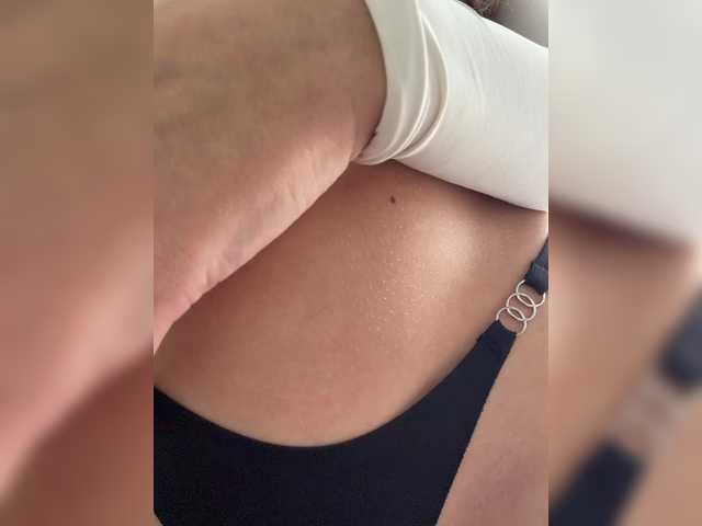Pleasure- live cam on BongaCams