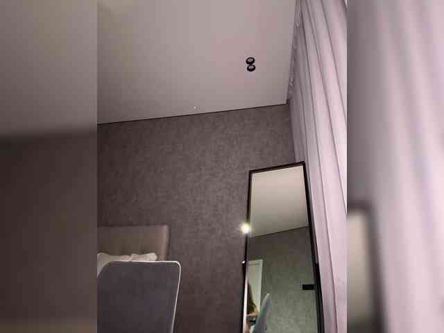 Pleasure- — Female live cam