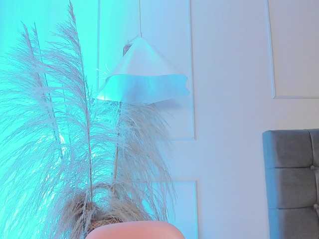 Nicole_Voshkie