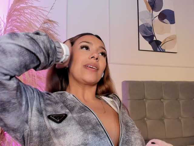 Nicole_Voshkie