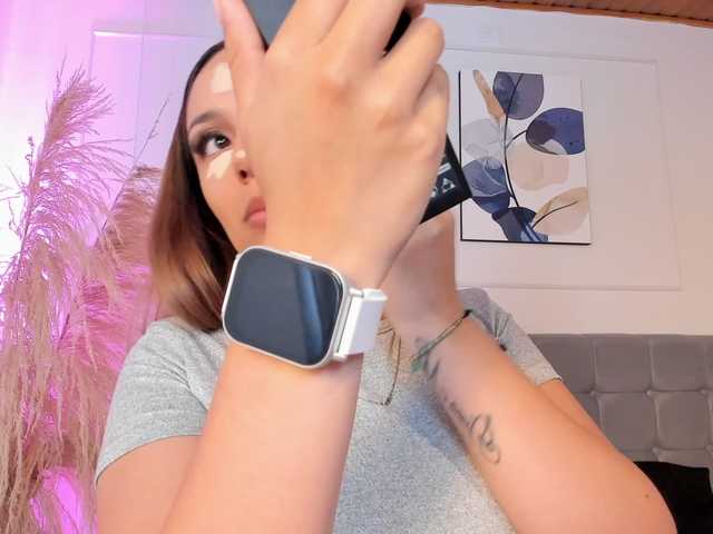 Nicole_Voshkie