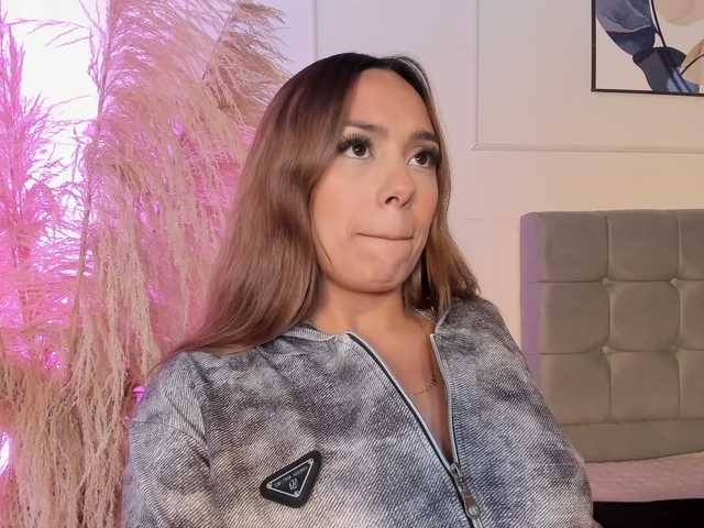 Nicole_Voshkie