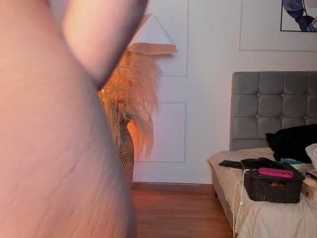 Nicole_Voshkie