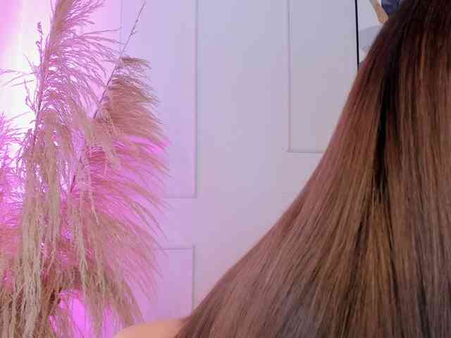 Nicole_Voshkie