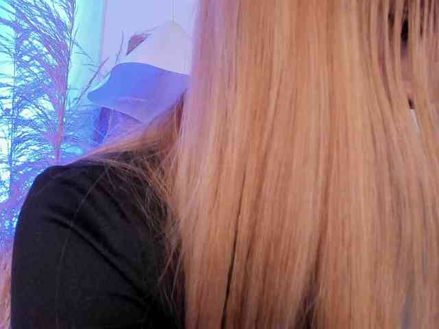 Nicole_Voshkie