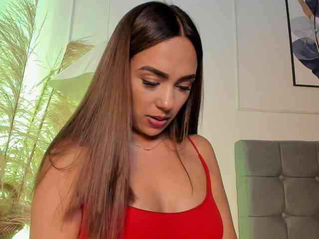 Nicole_Voshkie