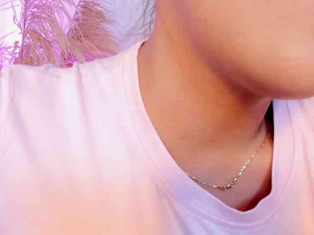 Nicole_Voshkie webcam