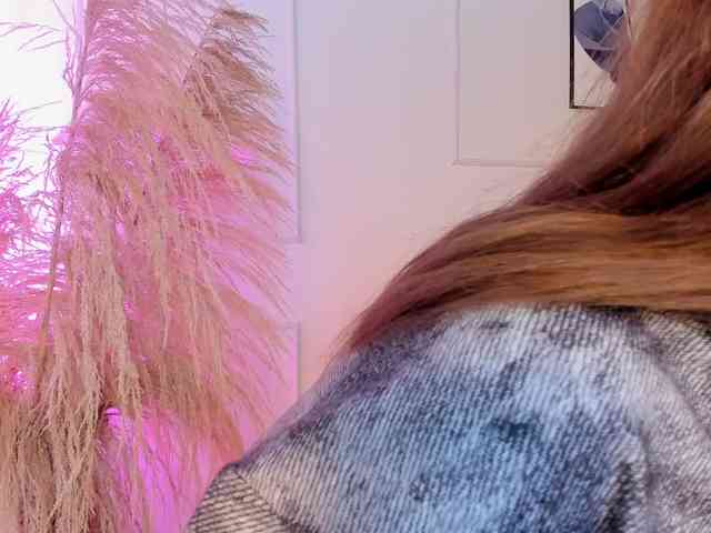Nicole_Voshkie
