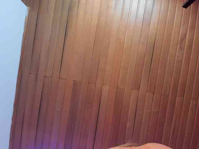 Nicole_Voshkie webcam