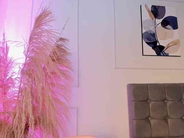 Nicole_Voshkie