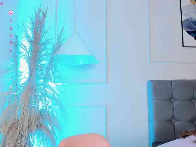 Nicole_Voshkie