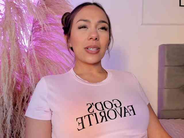 Nicole_Voshkie