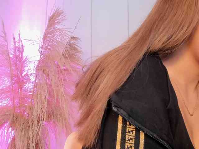 Nicole_Voshkie