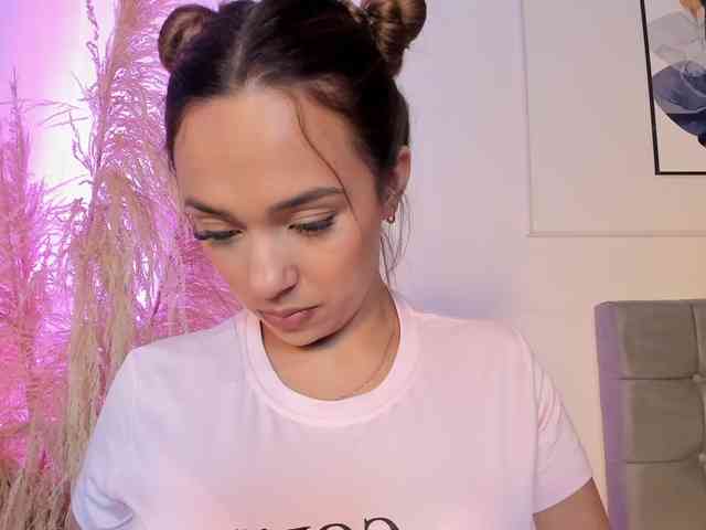 Nicole_Voshkie