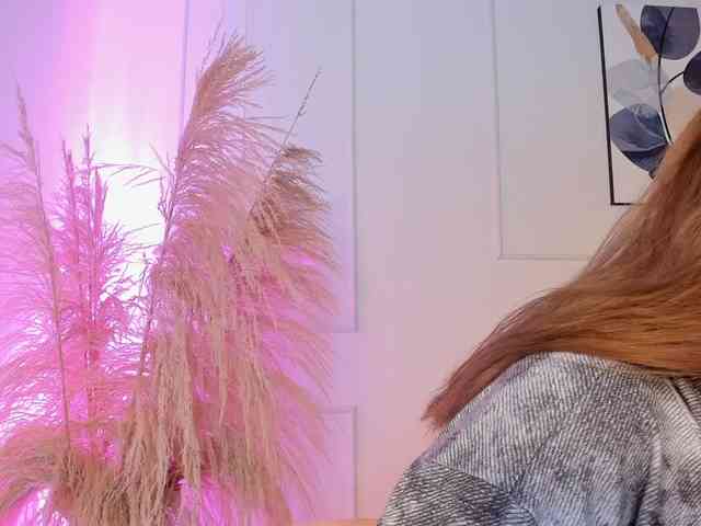 Nicole_Voshkie