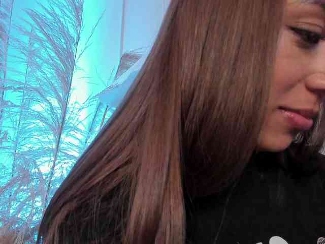 Nicole_Voshkie