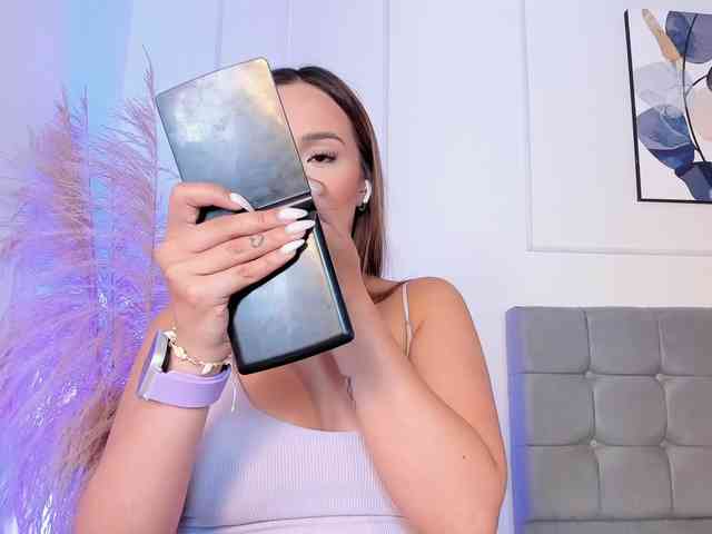 Nicole_Voshkie webcam