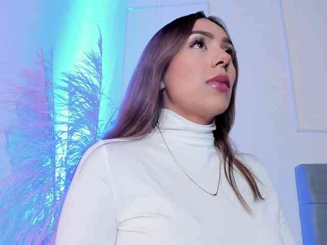 Nicole_Voshkie webcam