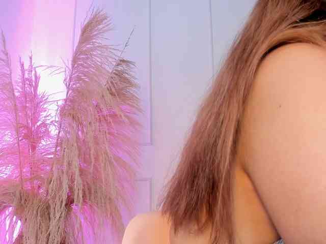 Nicole_Voshkie